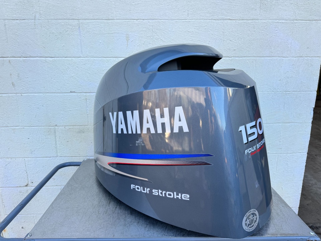 2004-2011 Yamaha 150HP 4 Stroke Outboard Top Cover Cowling Hood