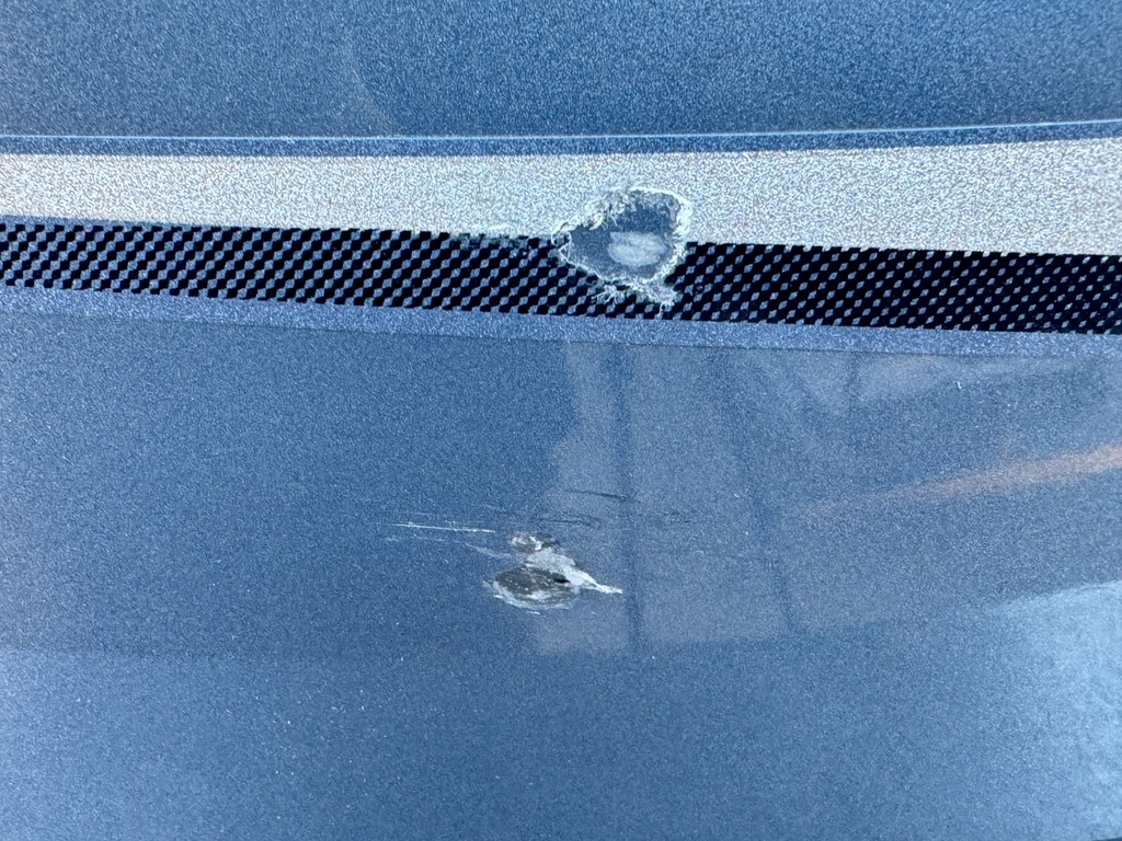 2002-2011 Yamaha F115 115HP 4 Stroke Outboard Top Cover Cowling - Scratched