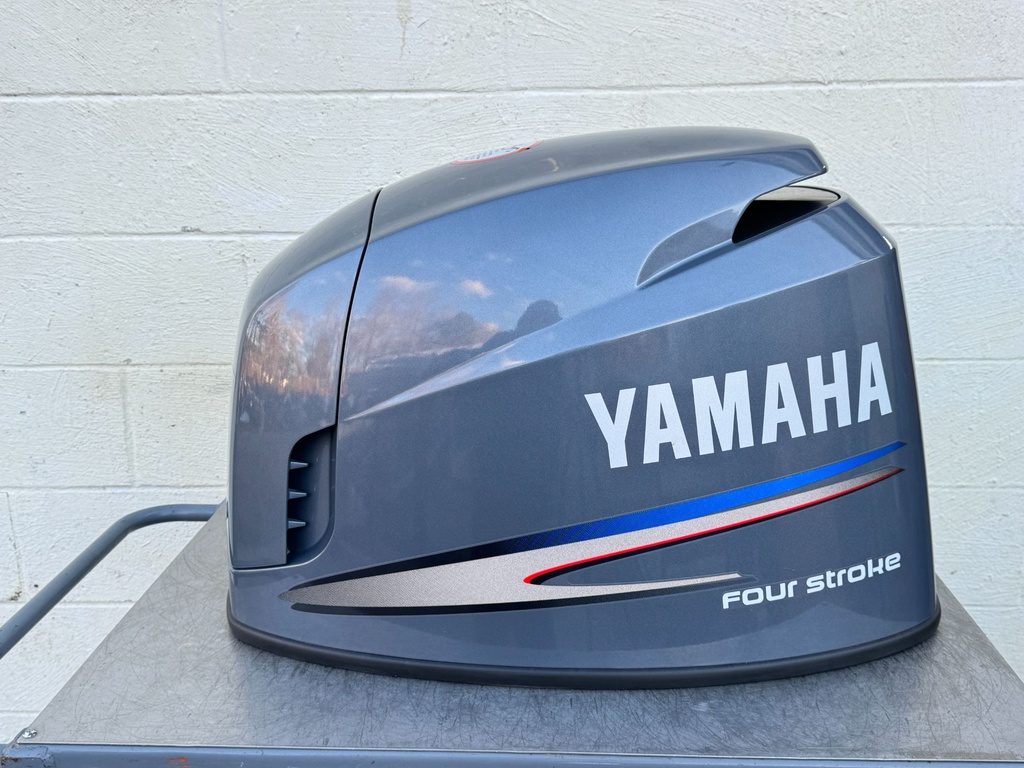 2002-2011 Yamaha F115 115HP 4 Stroke Outboard Top Cover Cowling Hood