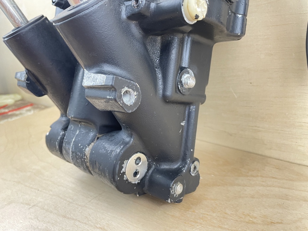 1998 Mercury 150HP 2 Stroke Outboard Power Trim & Tilt Unit 8M0143219