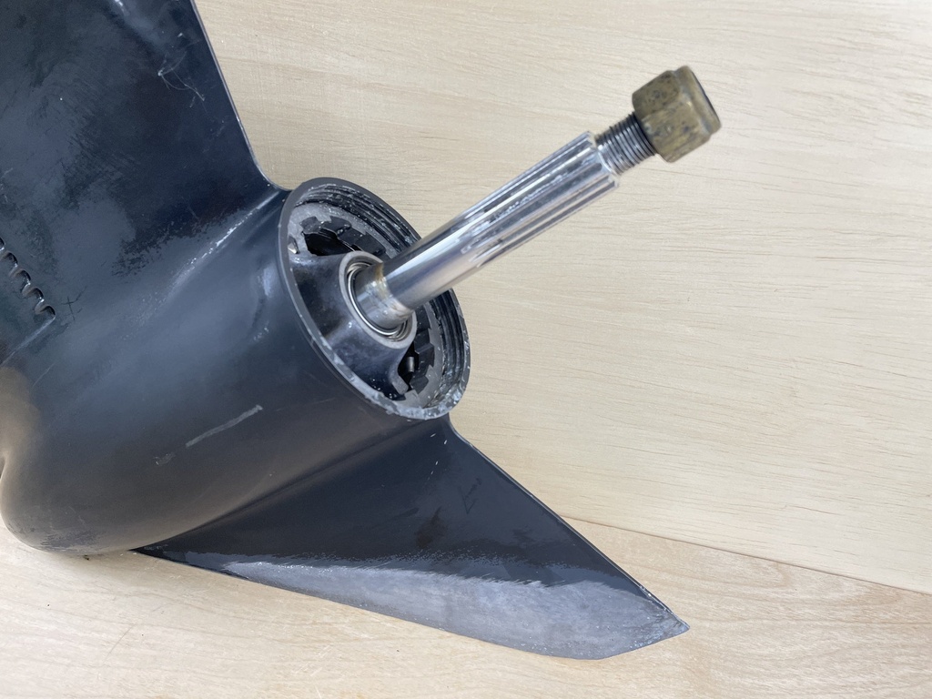 1998 Mercury 150HP 2 Stroke 25" XL Lower Unit Gear Case 2:1 9148A67