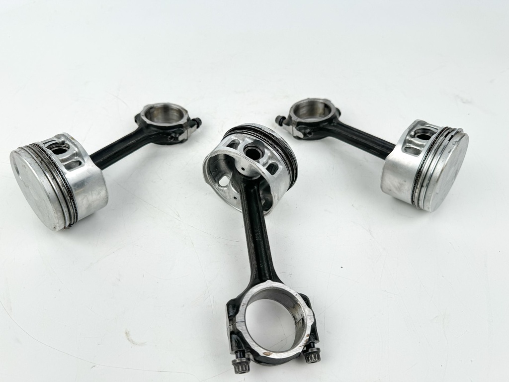 1999 Mercury 30 HP 4 Stroke Outboard Piston & Connecting Rod Set OEM