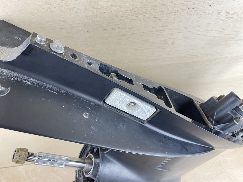 1998 Mercury 150HP 2 Stroke 25" XL Lower Unit Gear Case 2:1 9148A67