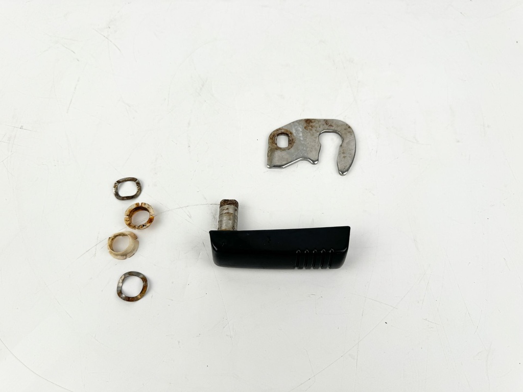 1999 Mercury 30 HP 4 Stroke Outboard Back Latch Handle OEM