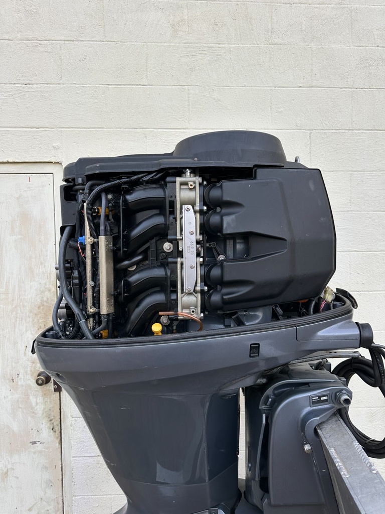 2006 Yamaha 150 HP 4 Stroke Outboard Engine Complete  OEM