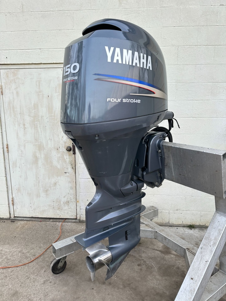 2006 Yamaha 150 HP 4 Stroke Outboard Engine Complete  OEM