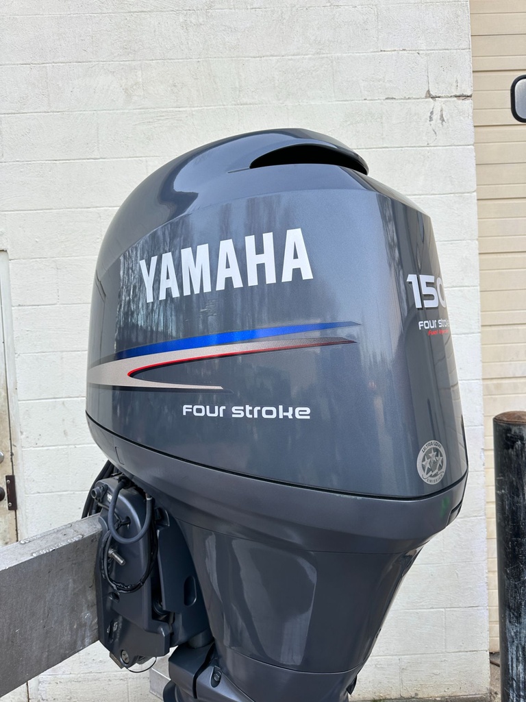 2006 Yamaha 150 HP 4 Stroke Outboard Engine Complete  OEM
