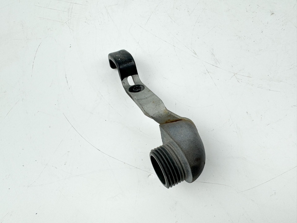 2005 Yamaha 115 HP 4 Stroke Outboard Fresh Water Flush Port OEM