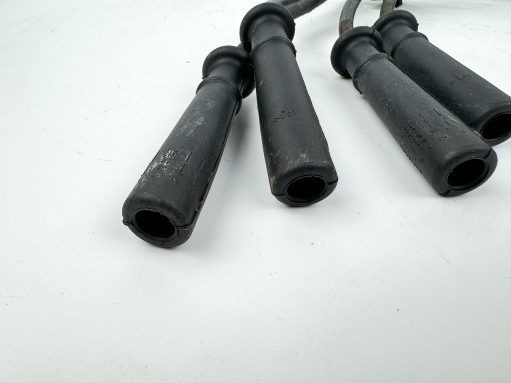 2005 Yamaha 115 HP 4 Stroke Outboard Ignition Coil Set OEM