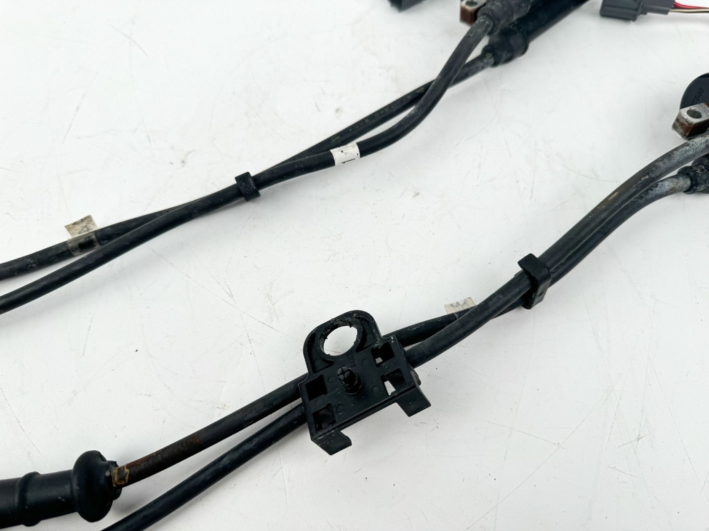 2005 Yamaha 115 HP 4 Stroke Outboard Ignition Coil Set OEM