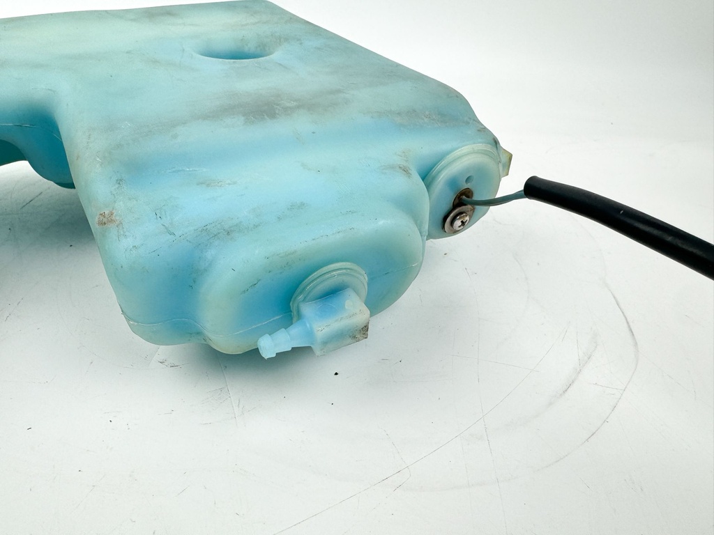 1991-2006 Mercury 50 55 60 HP 2 Stroke Outboard Oil Tank 812718T1 8127181