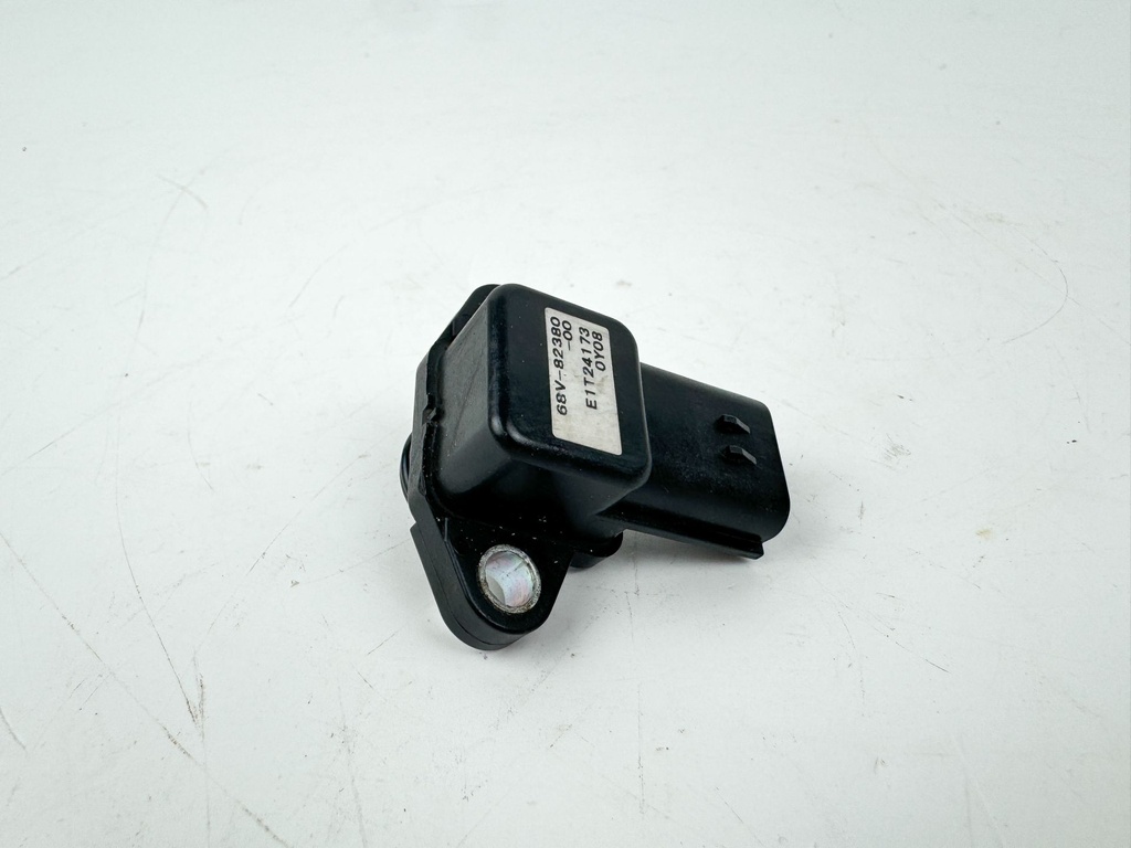 Yamaha 115 HP 4 Stroke Outboard MAP Pressure Sensor OEM 2005