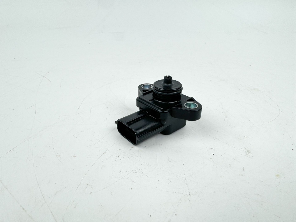 Yamaha 115 HP 4 Stroke Outboard MAP Pressure Sensor OEM 2005