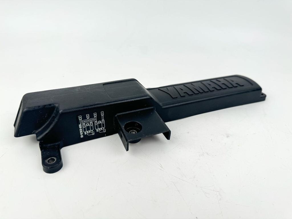 Yamaha 115HP F115 Outboard Cylinder Head Spark Plug Cover 67F-11192-00-00