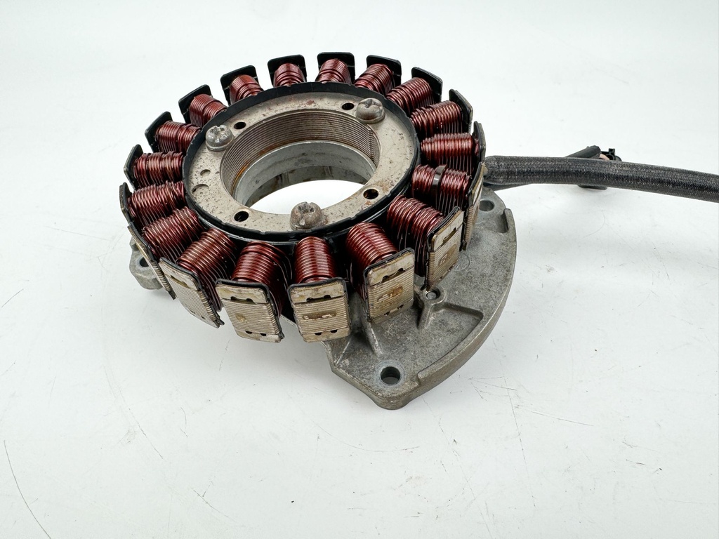 2005 Yamaha 115 HP 4 Stroke Outboard Coil Pulser Base Stator Assembly OEM