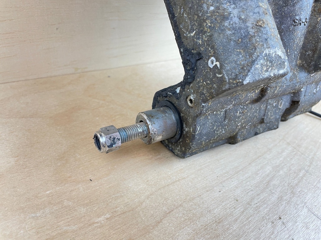 Honda 90HP Outboard Power Trim & Tilt Assembly 56000-ZY9-043