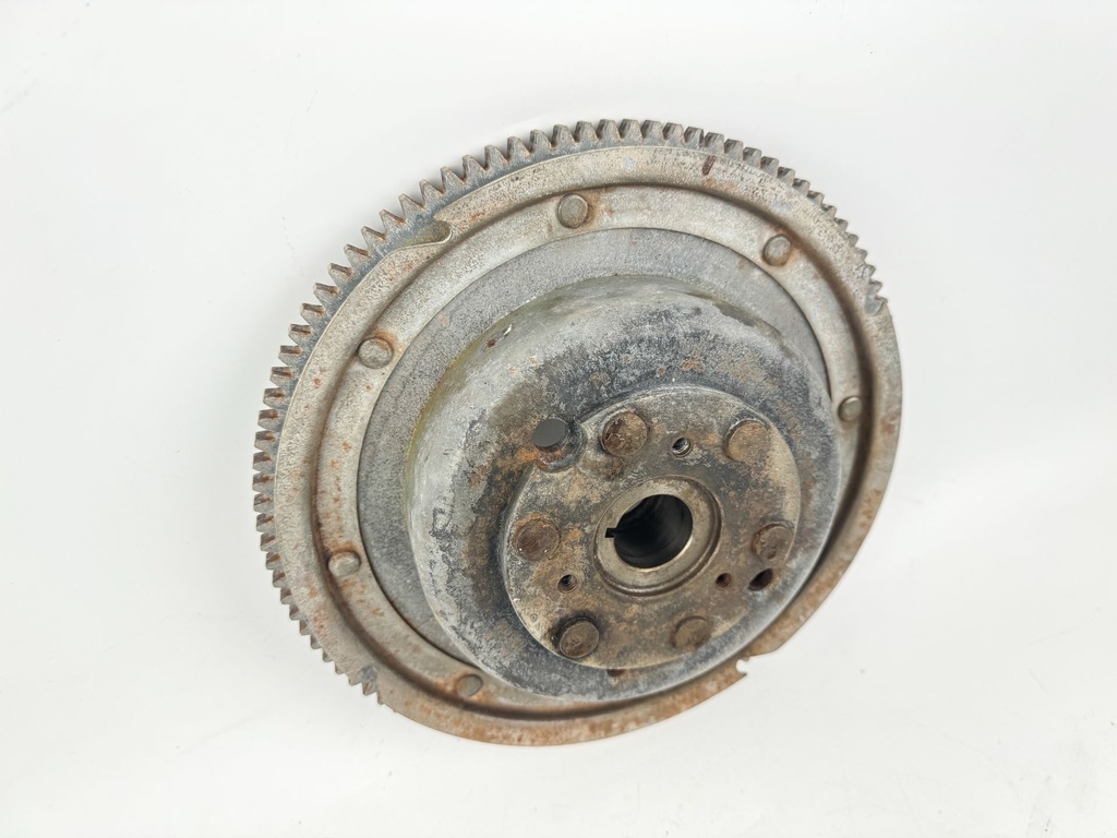 2005 Yamaha 115 HP 4 Stroke Outboard Flywheel Rotor OEM