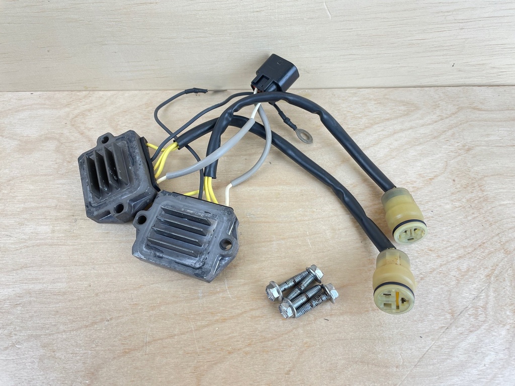 2011 Suzuki DF300 300HP 4 Stroke Outboard Rectifier Regulator Set 32800-98J01