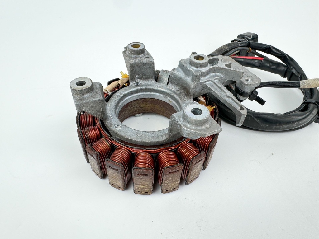 2012 Yamaha 70 HP 4 Stroke Outboard Coil Pulser Base Stator Assembly OEM