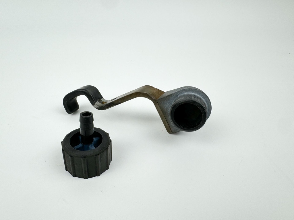 2008 Yamaha 115 HP 4 Stroke Outboard Fresh Water Flush Port 67F-12535-01-00 OEM