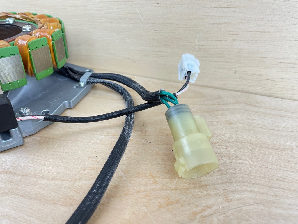 2008 Yamaha F350 350HP Stator Pulser Coil Assembly 6AW-81460-00-00