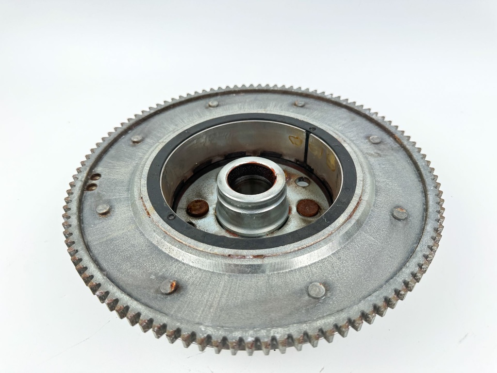 2000-2014 Yamaha 115HP 4 Stroke Outboard Rotor Flywheel 68V-81450-00-00