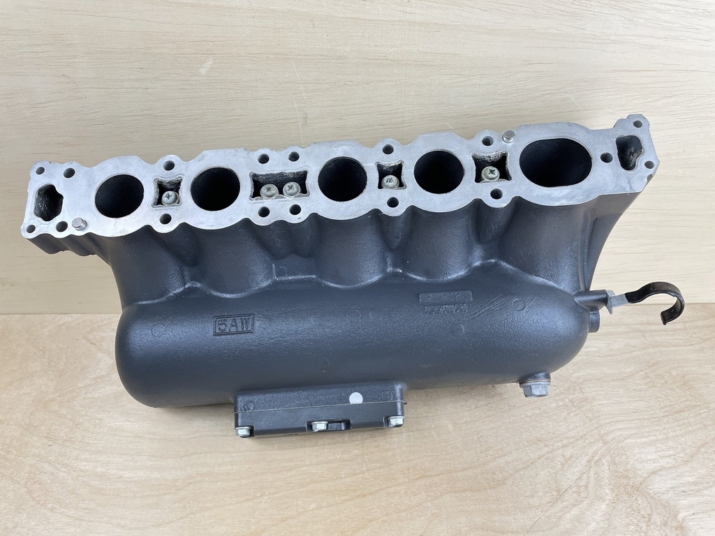 2008 Yamaha F350 350HP Outboard Right Starboard Exhaust Manifold Joint 6AW-14625-00-9S