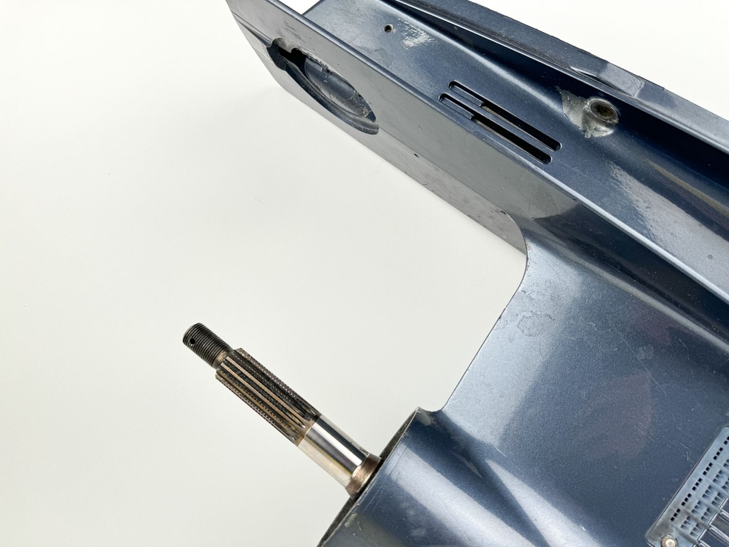 2000-2015  Yamaha 115HP 4 Stroke Outboard 20" Lower Unit Gear Case 68V-45300-12-8D