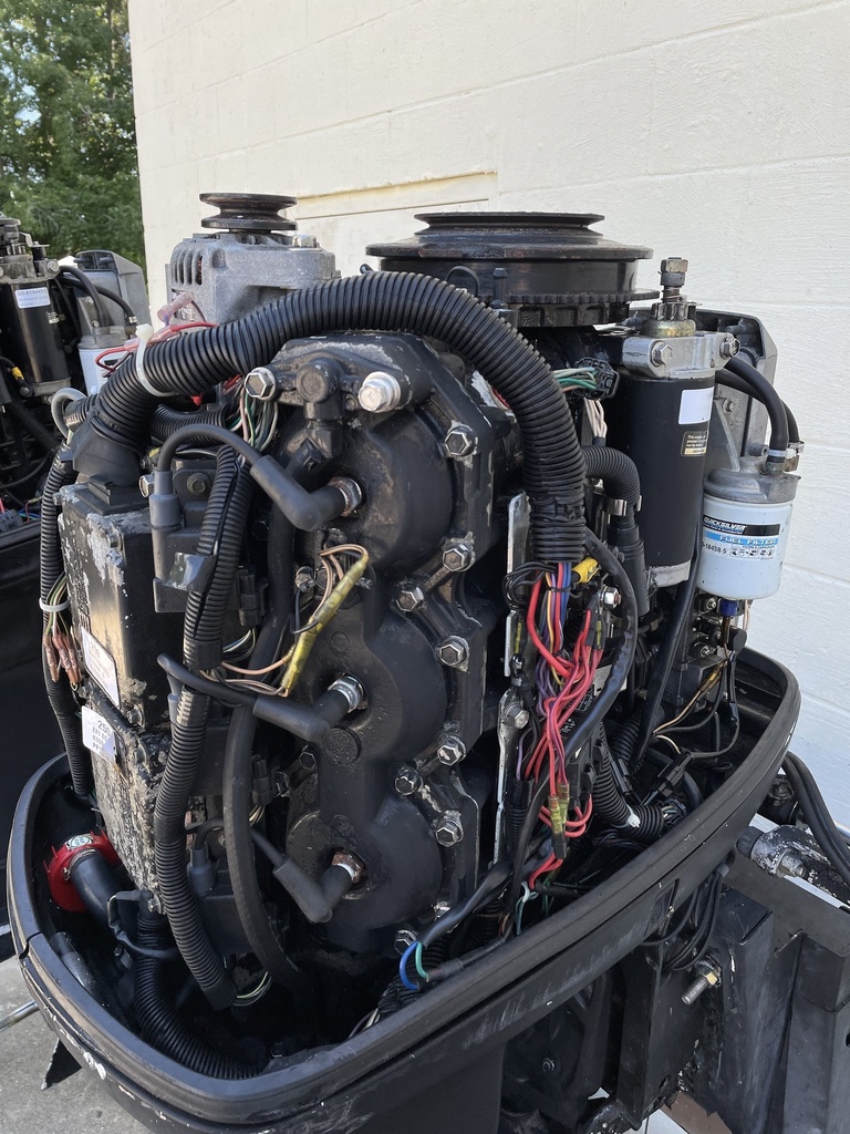 1997 Mercury 250HP EFI 2 Stroke Outboard Engines 25" XL Shaft Pair