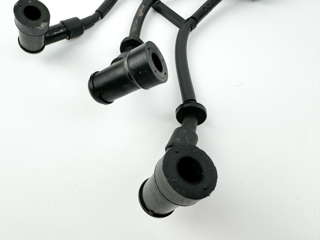 2004 Honda 40 HP 4 Stroke Outboard Ignition Coil Set 30500-ZW4-H01 OEM