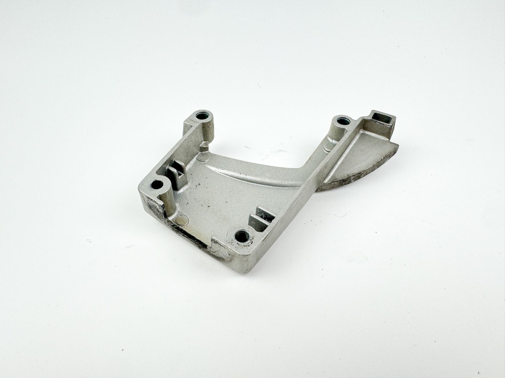 2004 Honda 40 HP 4 Stroke Outboard Cable Cover Plate 40151-ZV5-000ZA OEM