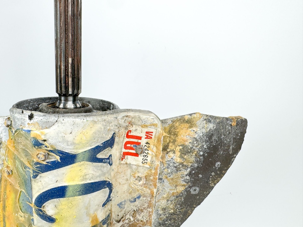 2004 Honda 40 HP 4 Stroke Outboard Lower Unit Gear Case 41100-ZW4-H16ZA OEM