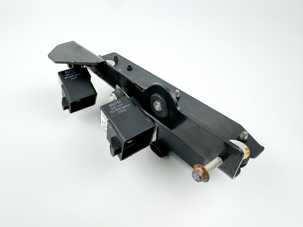 2011 Mercury 60 HP 4 Stroke Outboard Ignition Coil Set W/ Plate 8M0044991 OEM