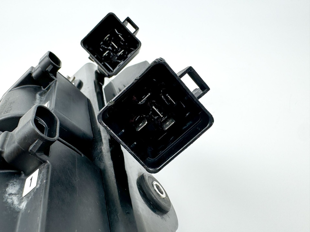 2011 Mercury 60 HP 4 Stroke Outboard Ignition Coil Set W/ Plate 8M0044991 OEM