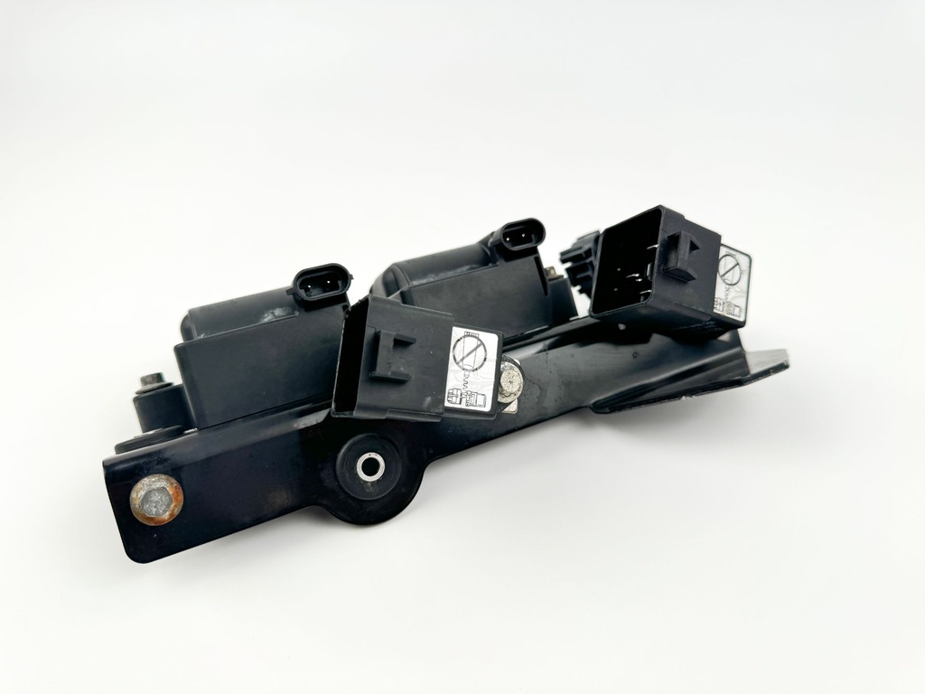 2011 Mercury 60 HP 4 Stroke Outboard Ignition Coil Set W/ Plate 8M0044991 OEM