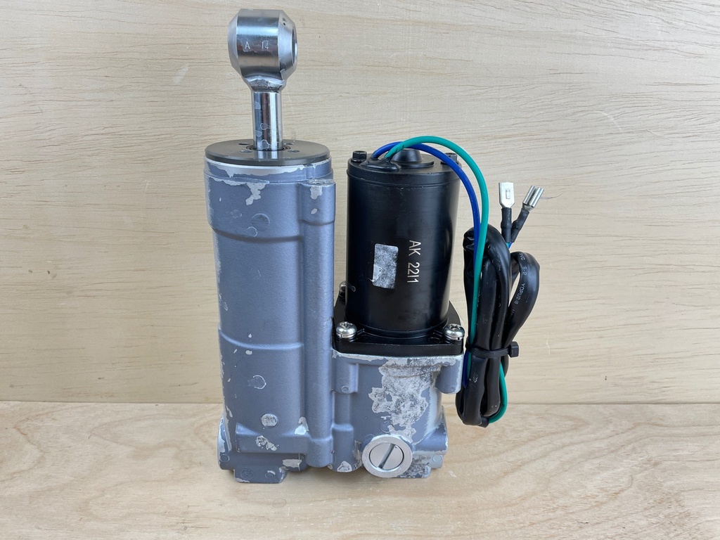 Johnson Evinrude 40HP 50 HP Power Trim & Tilt Unit 0438135 0435903