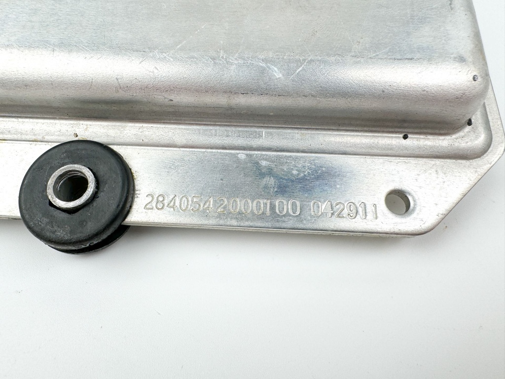 2011 Mercury 60 HP 4 Stroke Outboard Engine Control Unit ECU 8M0045722 OEM