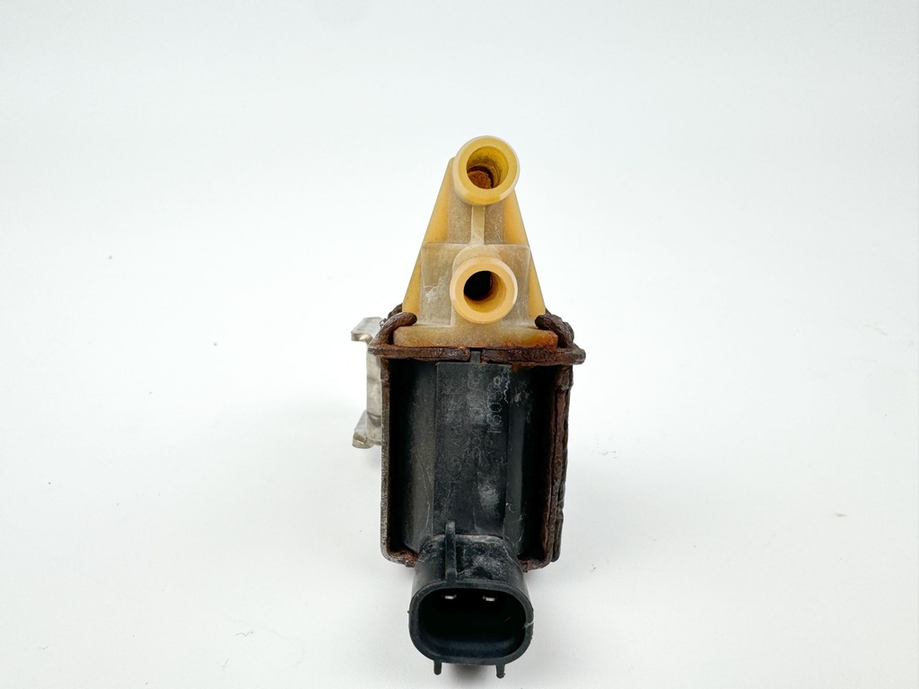 2011 Mercury 60 HP 4 Stroke Outboard Solenoid Valve 877805T OEM