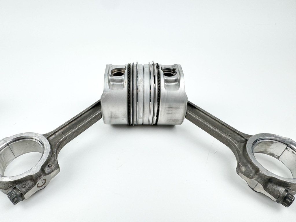 2011 Mercury 60 HP 4 Stroke Outboard Piston & Connecting Rod Set 893524T08 OEM