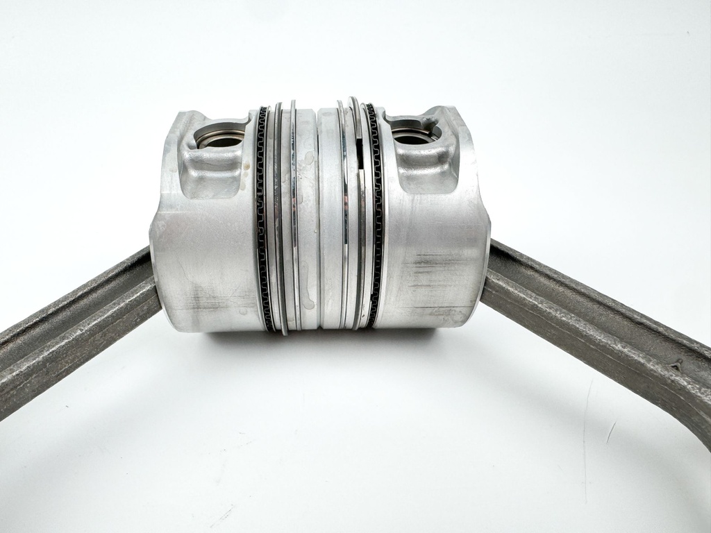 2011 Mercury 60 HP 4 Stroke Outboard Piston & Connecting Rod Set 893524T08 OEM