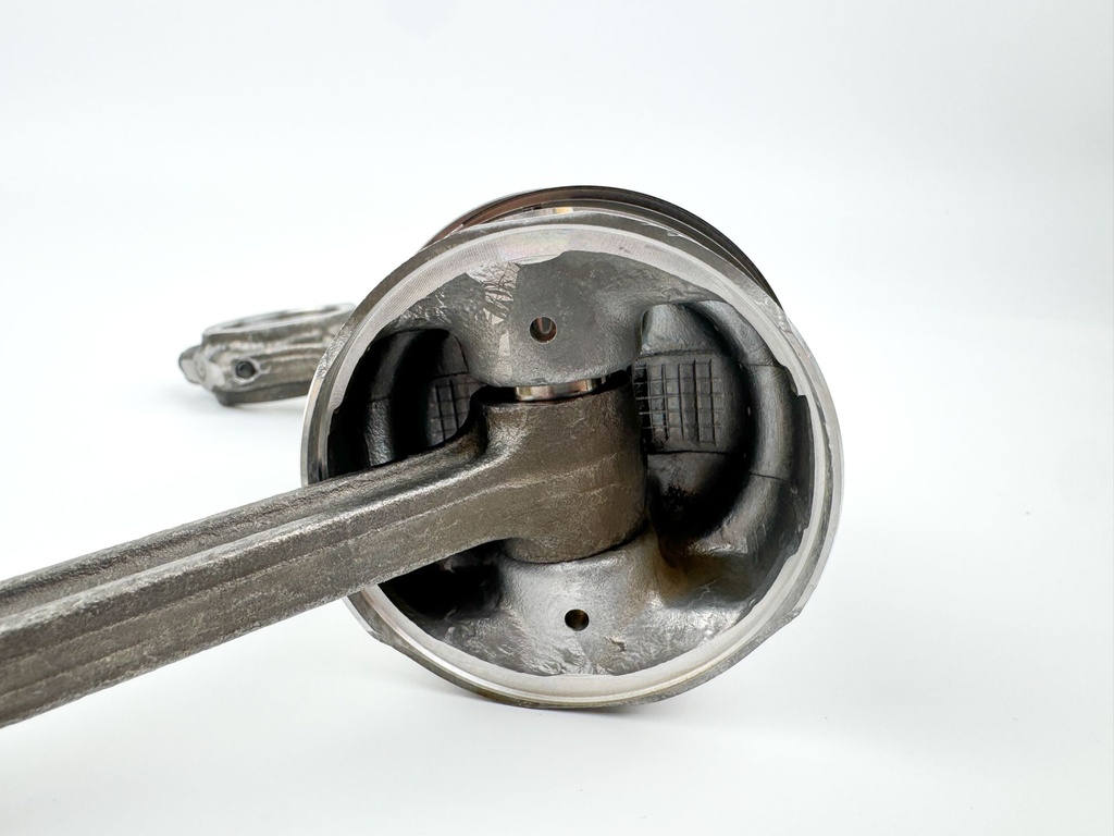 2011 Mercury 60 HP 4 Stroke Outboard Piston & Connecting Rod Set 893524T08 OEM