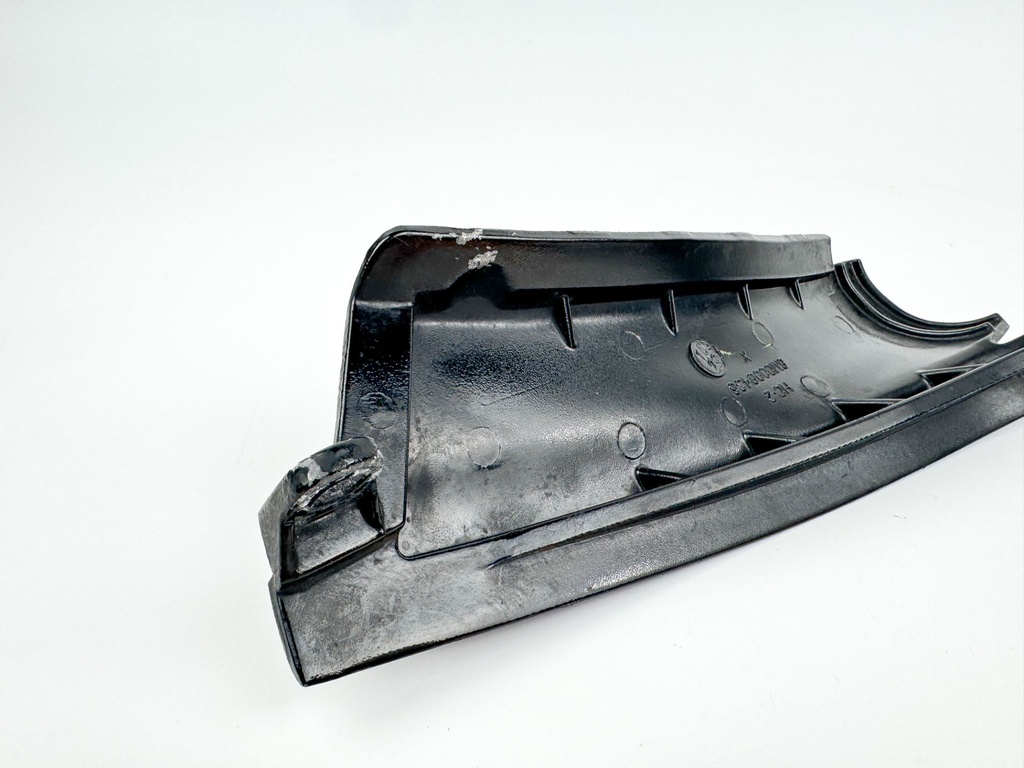 2011 Mercury 60 HP 4 Stroke Outboard Cable Cover Plate 8M0011487 OEM