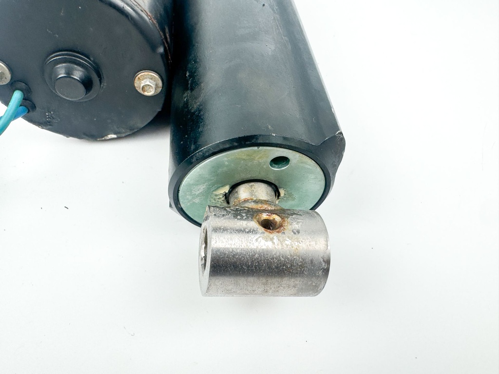 830150T2 Mercury 40 50 60 HP 2 Stroke Outboard Power Trim Tilt Unit Assembly 893517T01