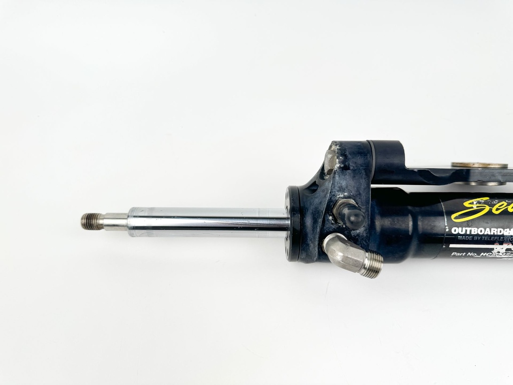 SeaStar Front Mount Outboard Hydraulic Steering Cylinder Assembly Ram HC5345