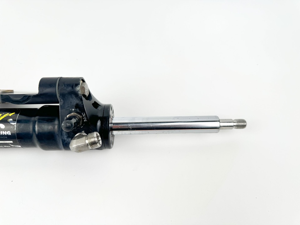 SeaStar Front Mount Outboard Hydraulic Steering Cylinder Assembly Ram HC5345