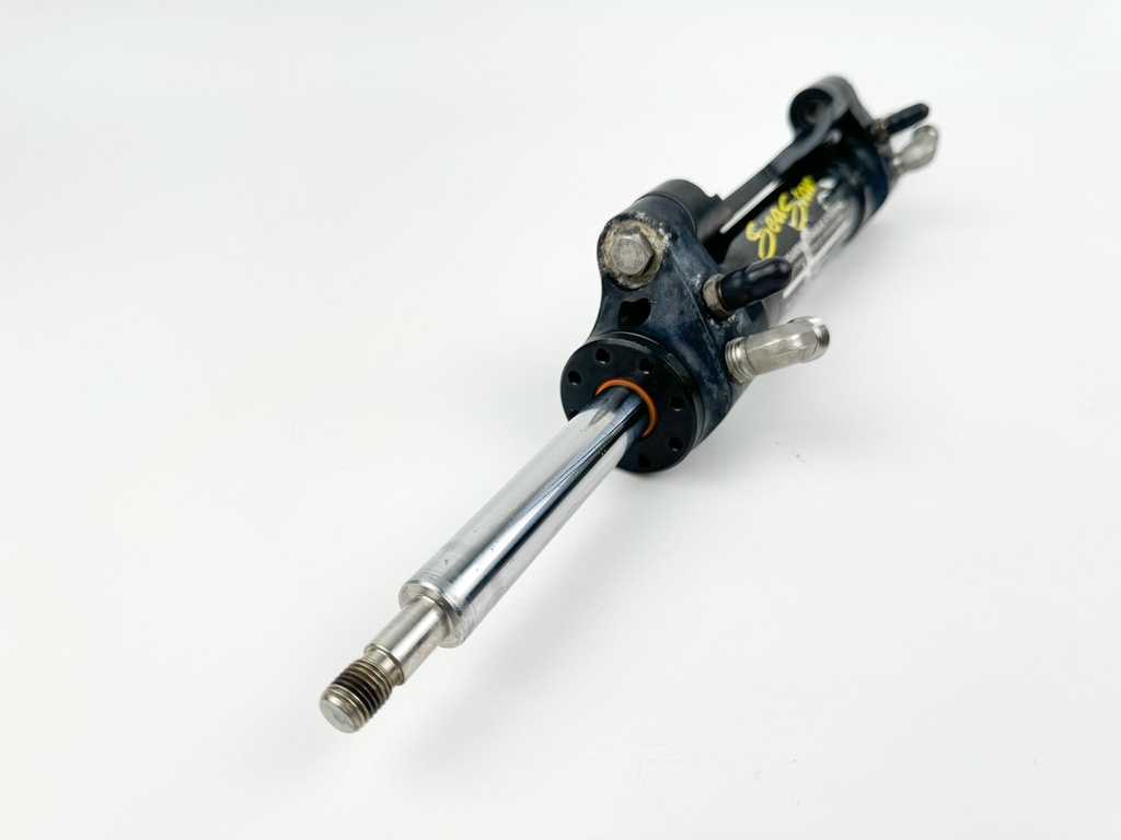 SeaStar Front Mount Outboard Hydraulic Steering Cylinder Assembly Ram HC5345
