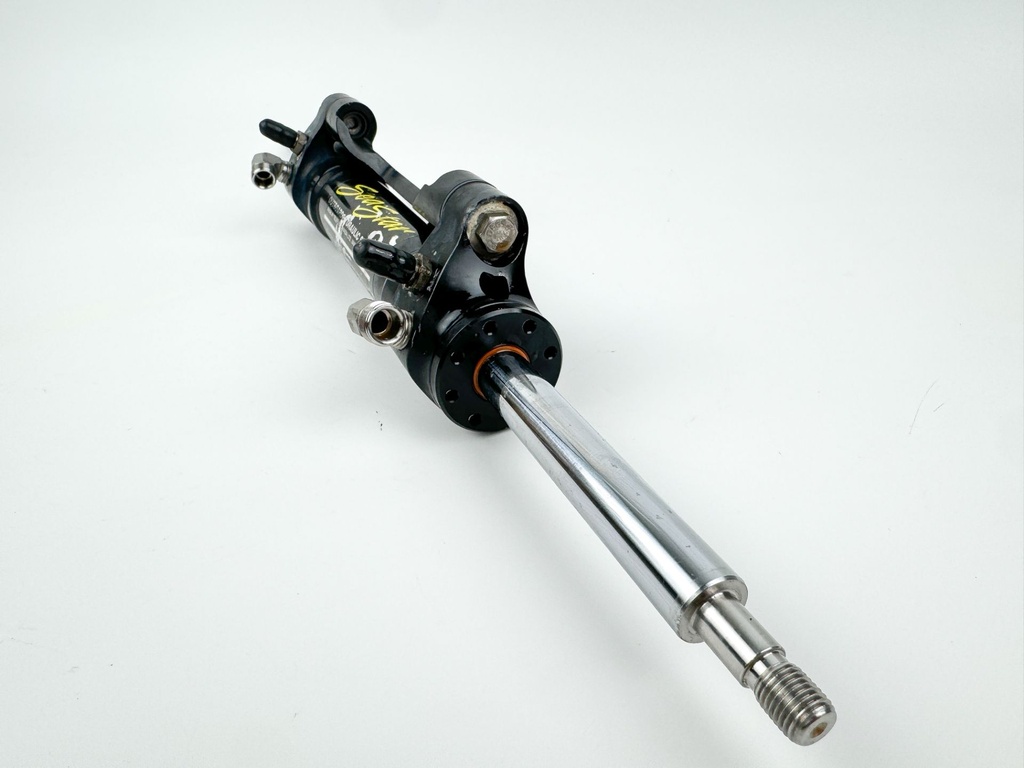SeaStar Front Mount Outboard Hydraulic Steering Cylinder Assembly Ram HC5345