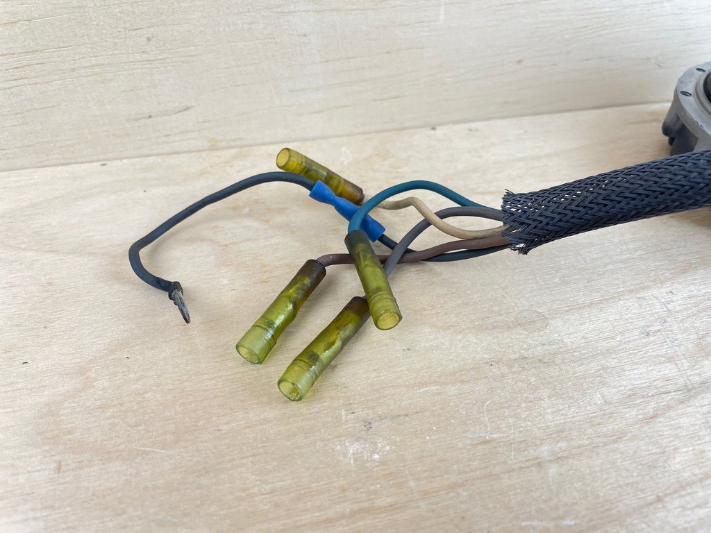 1996 Mercury 120HP Force Outboard 2 Stroke Trigger Assembly 828303A1