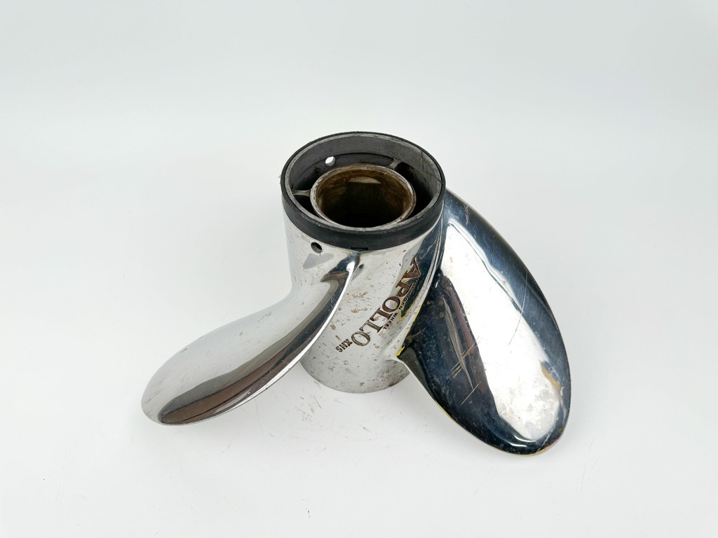 Apollo Michigan Wheel RH Stainless Steel Propeller 13 1/4" x 17P 993144