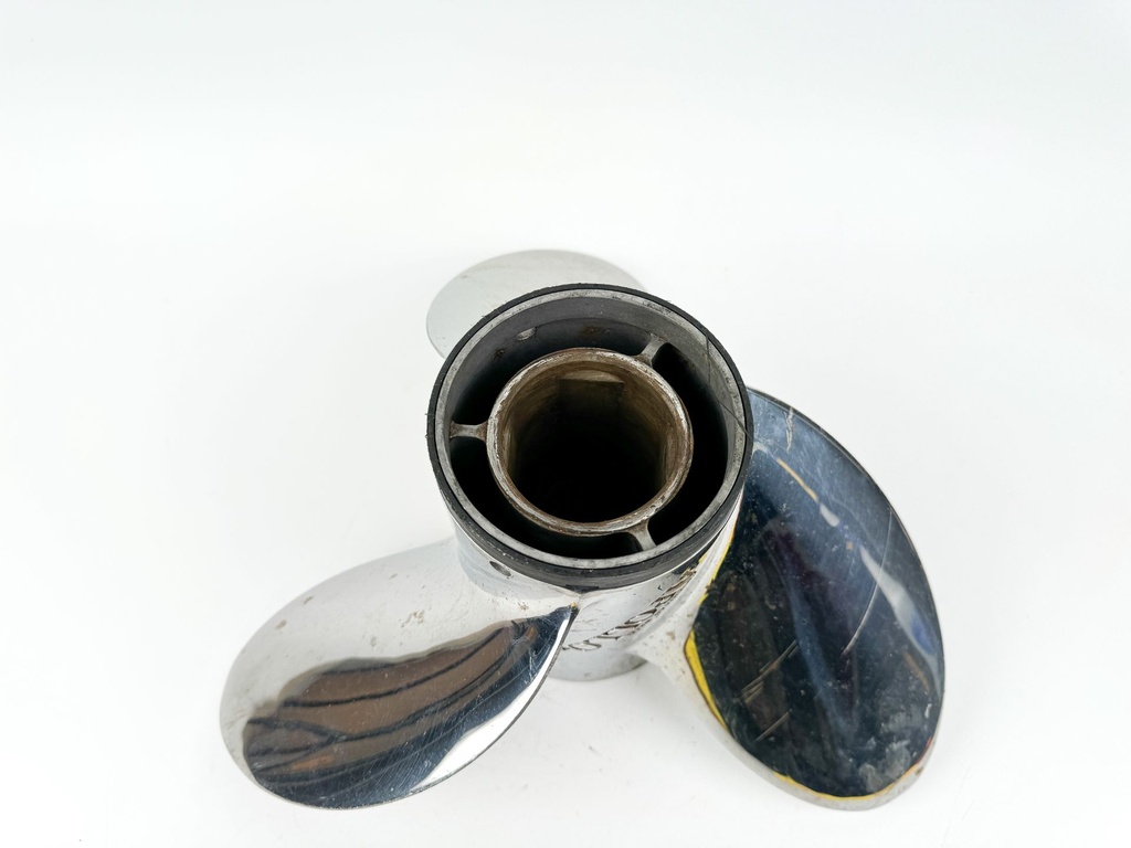 Apollo Michigan Wheel RH Stainless Steel Propeller 13 1/4" x 17P 993144